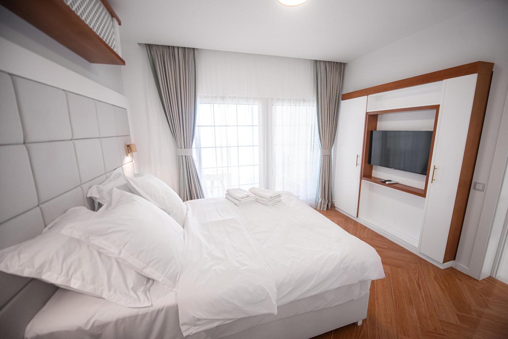 Sunrise Beach Venus Exterior foto