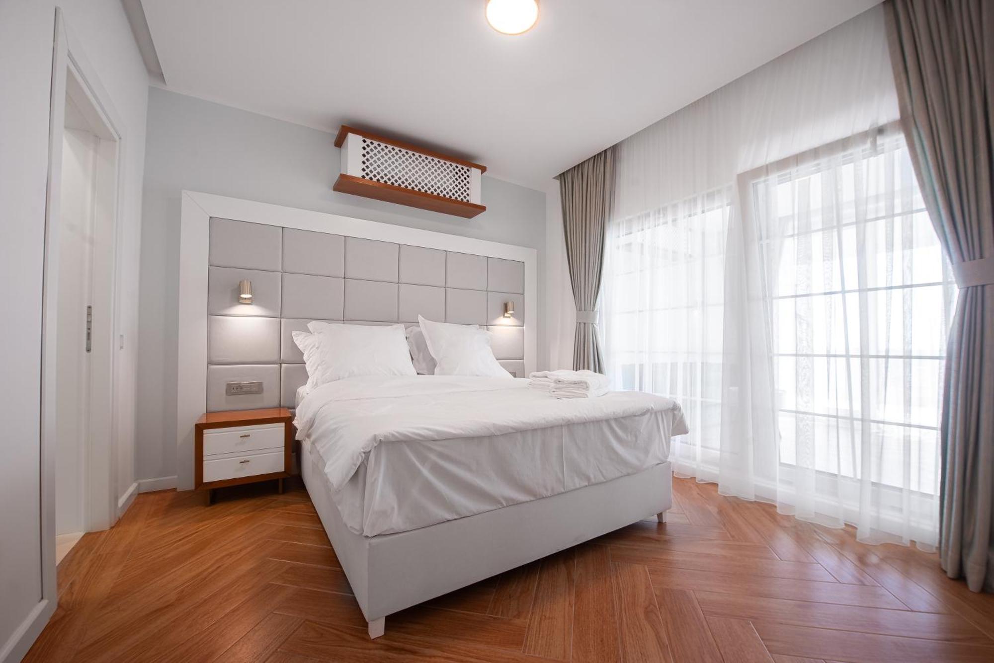 Sunrise Beach Venus Exterior foto