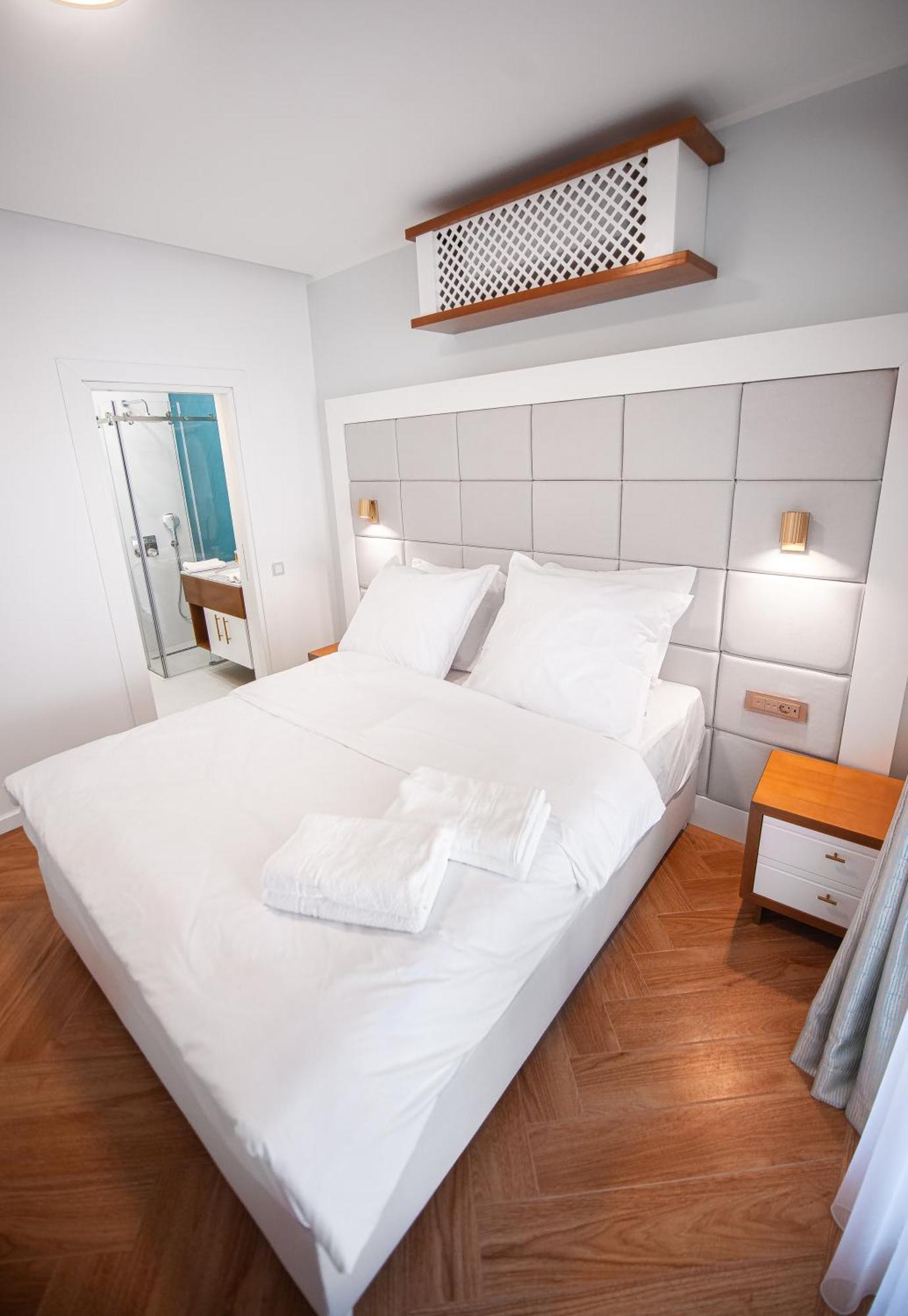 Sunrise Beach Venus Exterior foto